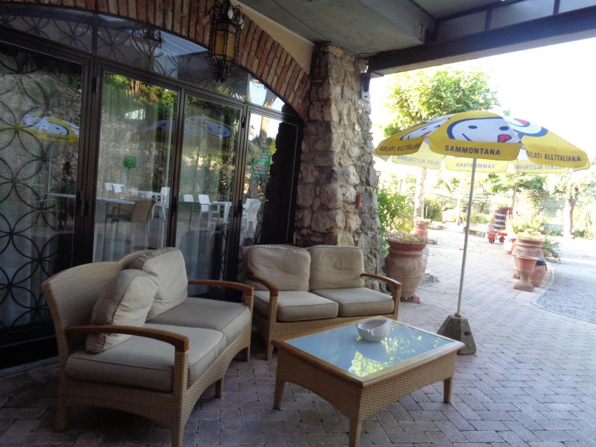 Hotel Rosati Κιούζι Εξωτερικό φωτογραφία